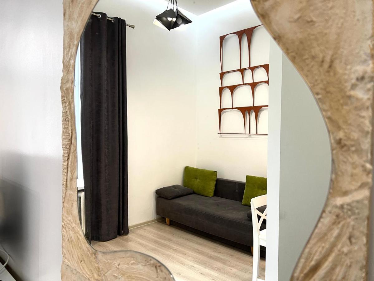 Kyiv White Apartment Exterior foto